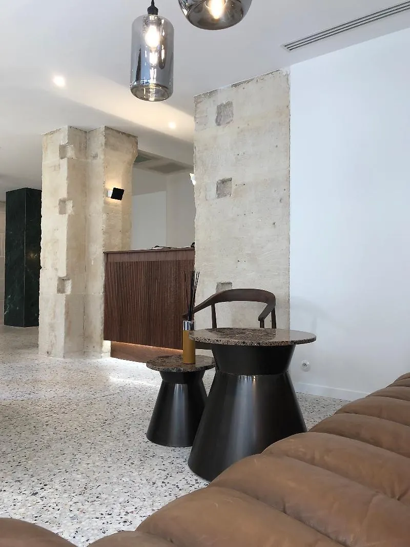 ****  New Hotel Le Voltaire Paris Fransa
