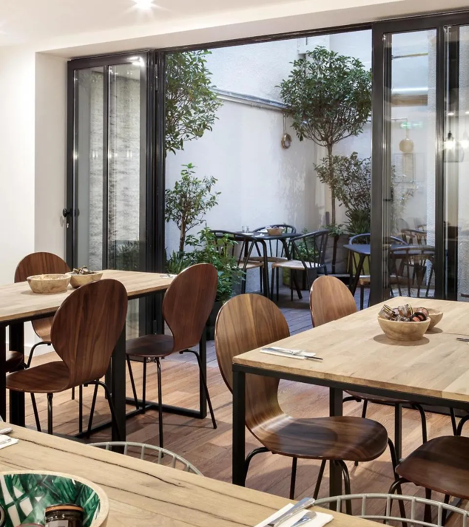 New Hotel Le Voltaire Paris 4*,